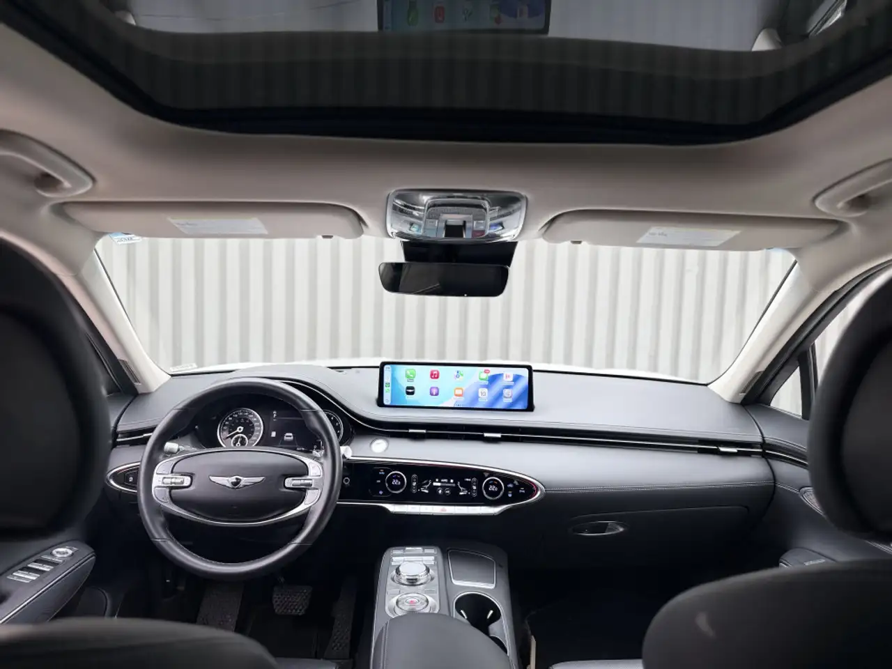 Genesis GV70 - Image 10