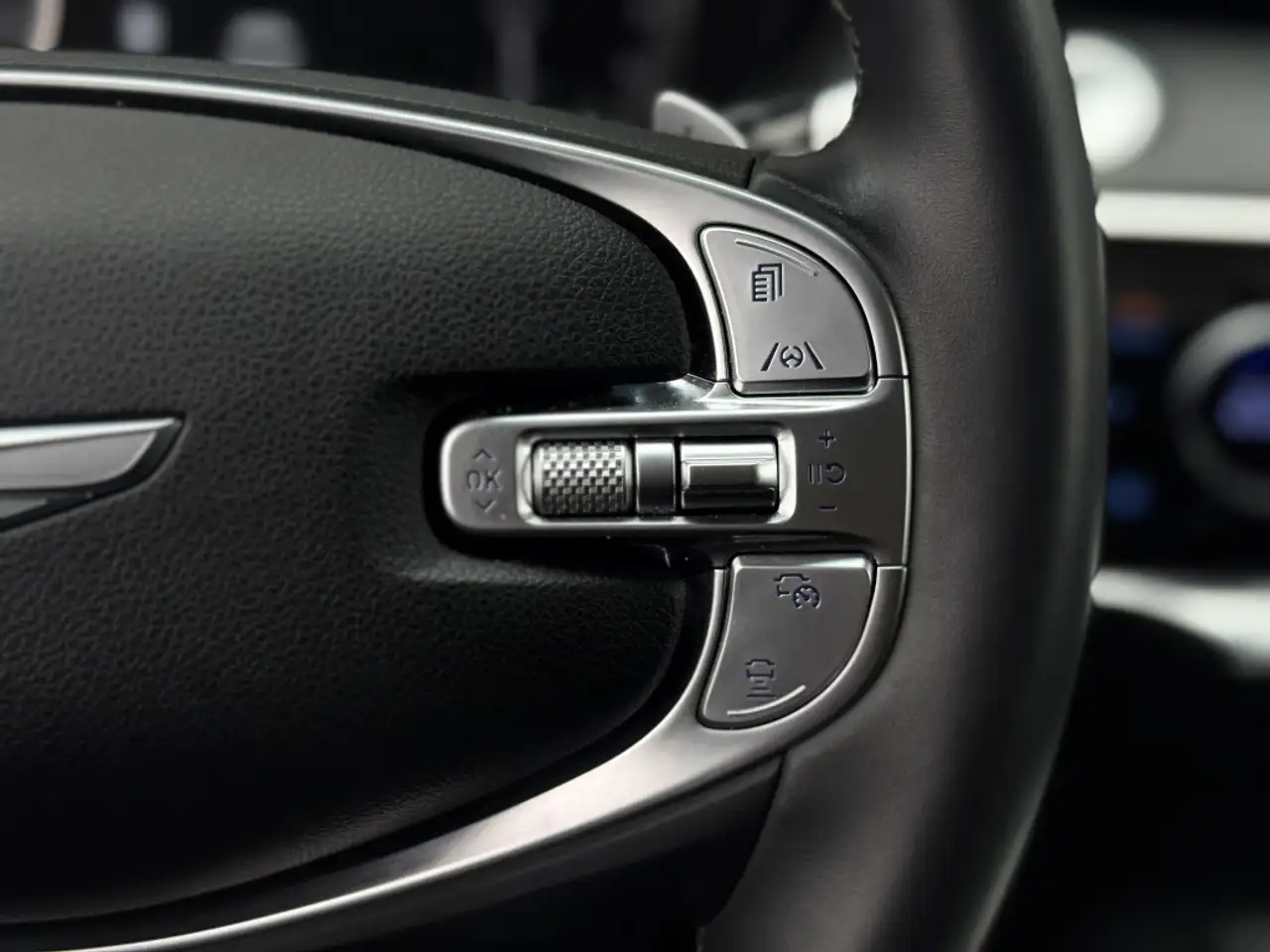 Genesis GV70 - Image 22