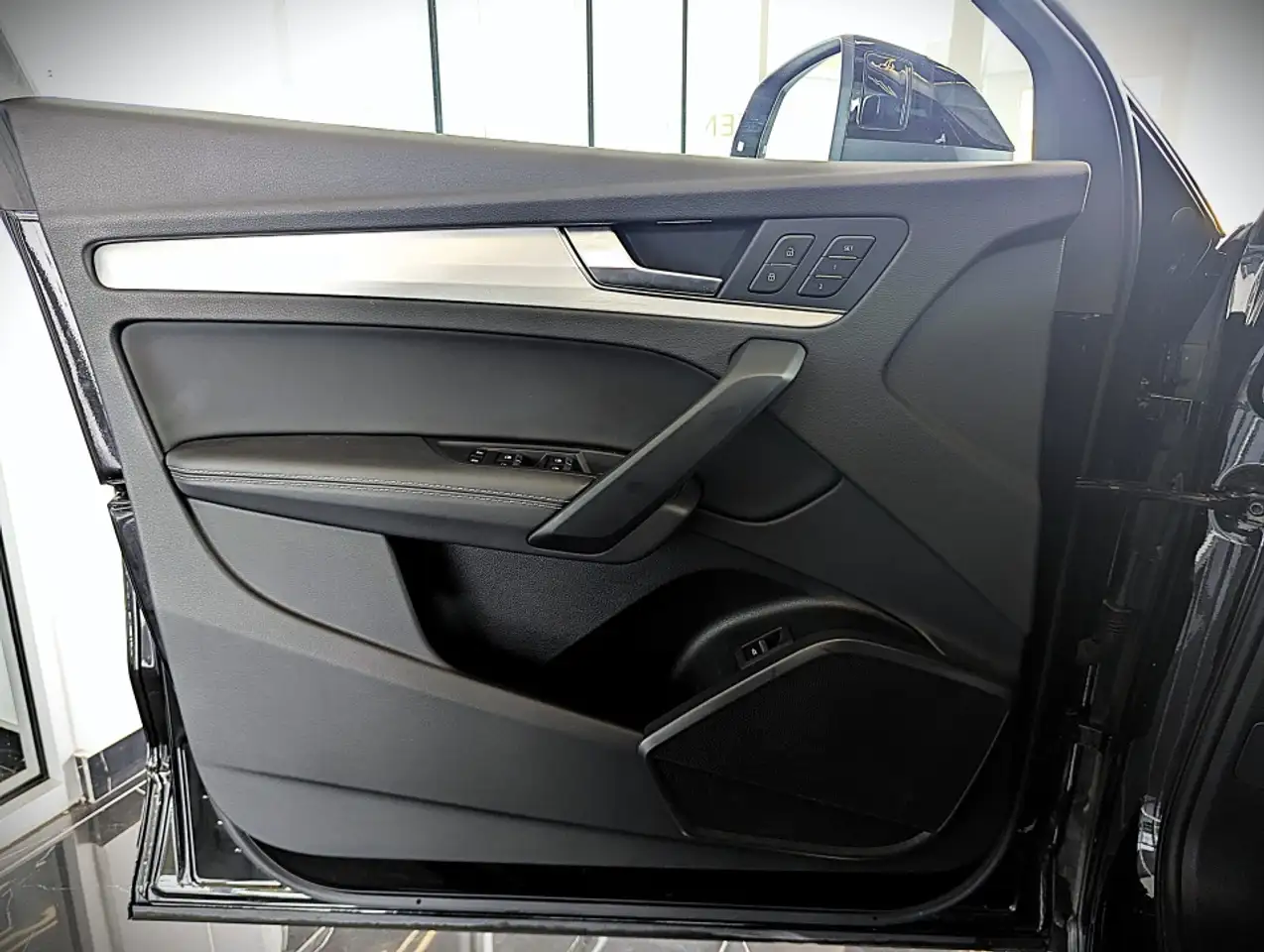 Audi Q5 - Image 17