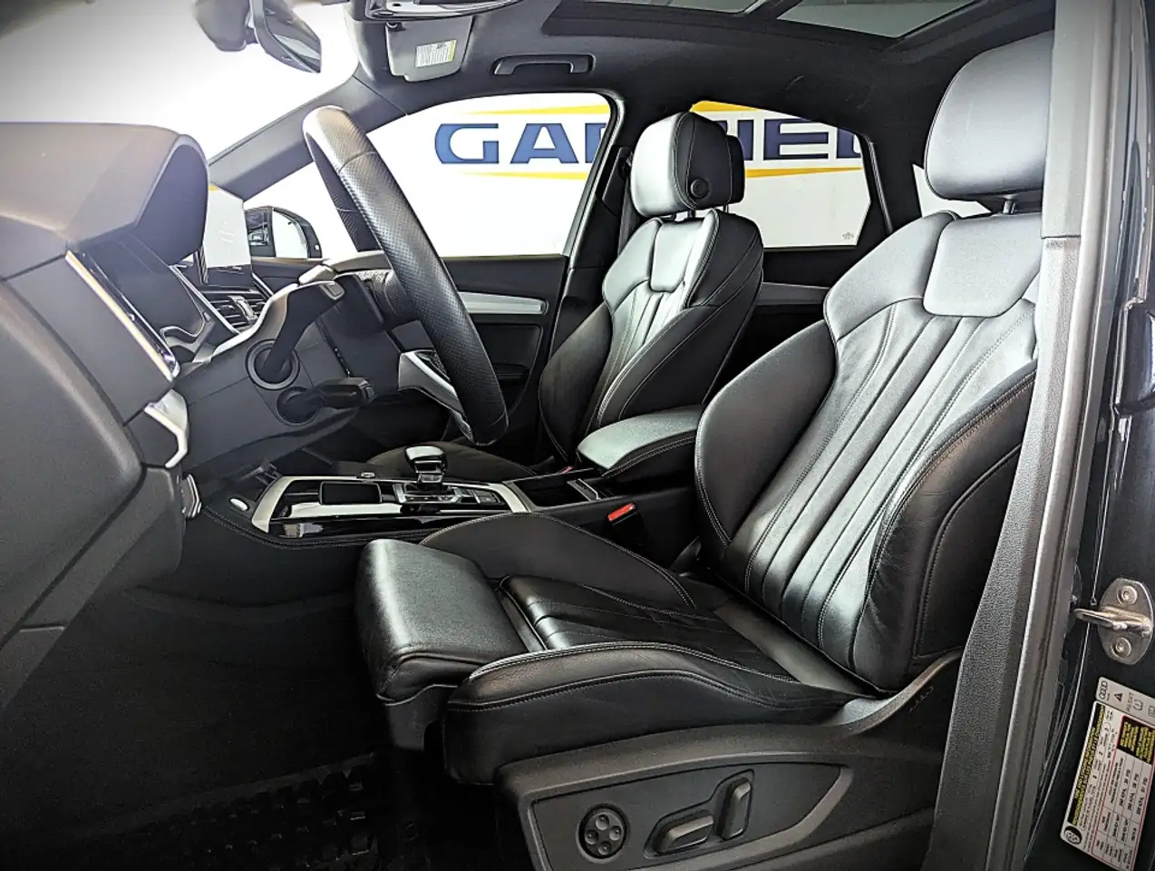 Audi Q5 - Image 15