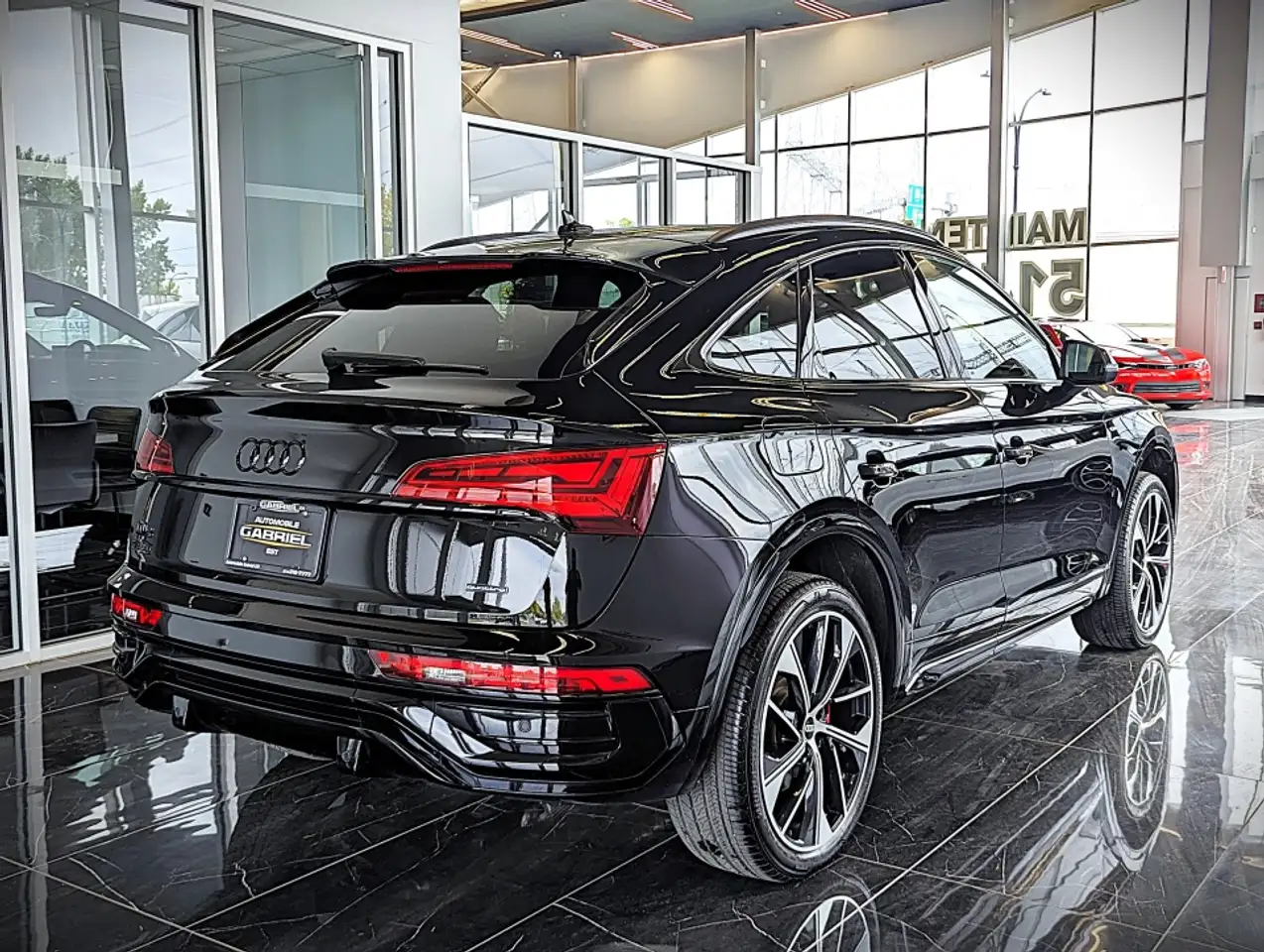 Audi Q5 - Image 5
