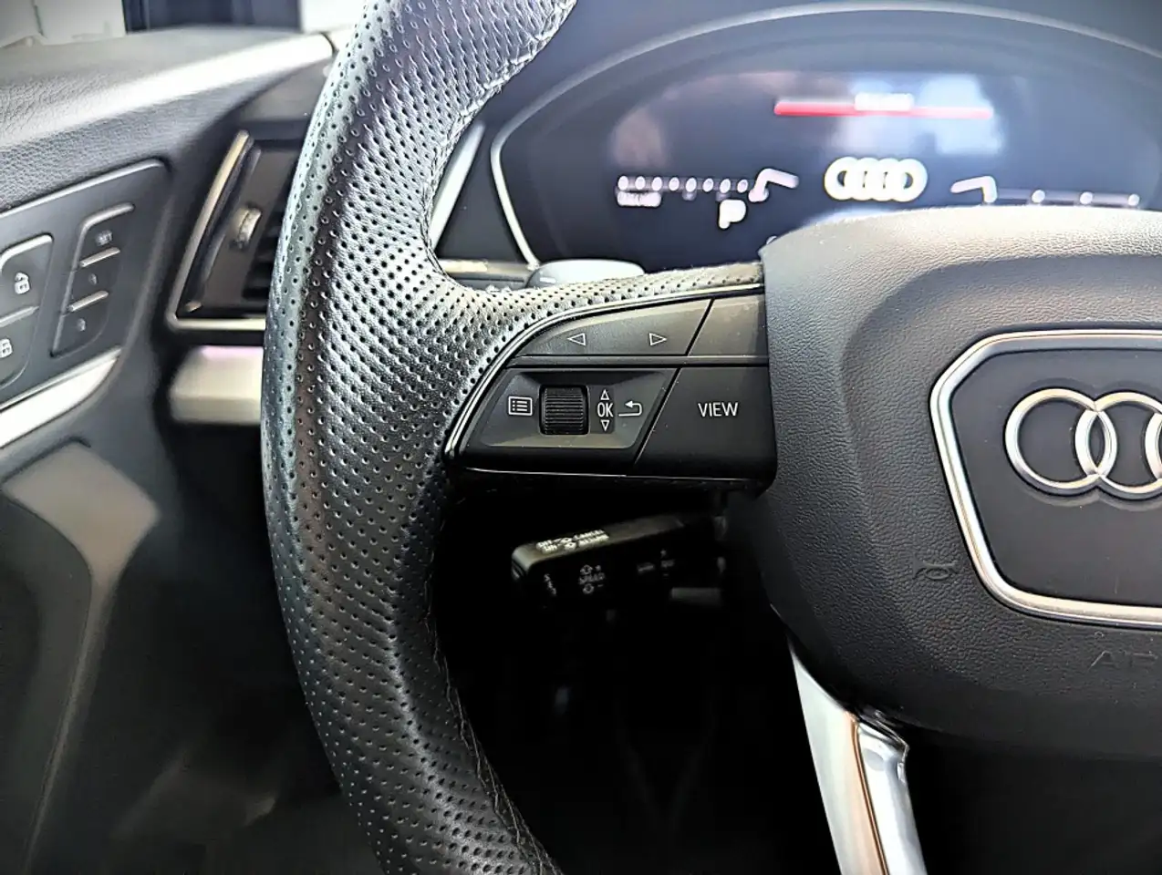Audi Q5 - Image 20