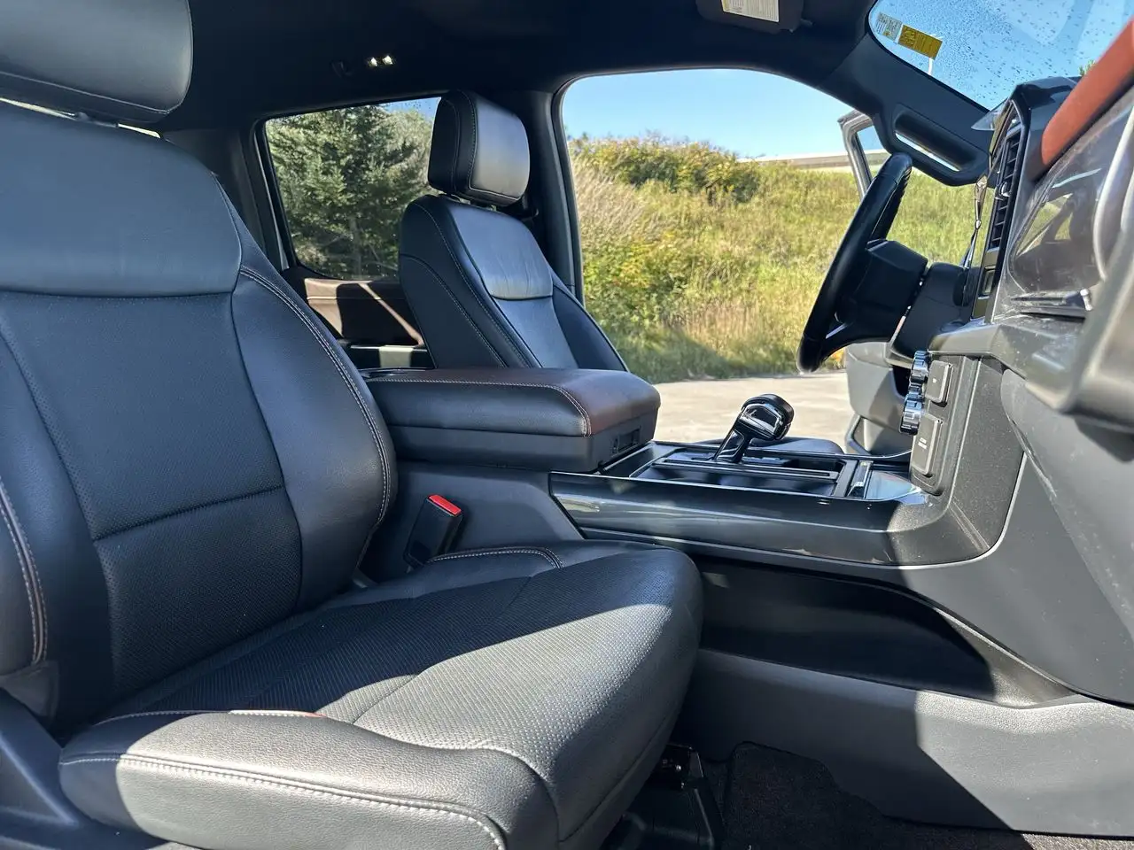 Ford F-150 - Image 24