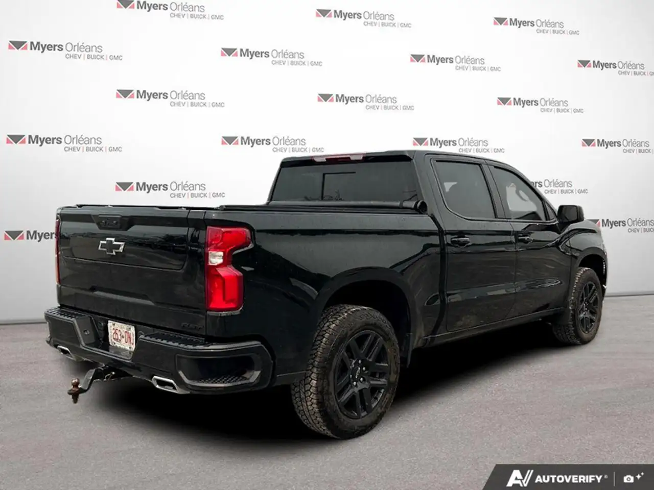 Chevrolet Silverado 1500 - Image 5