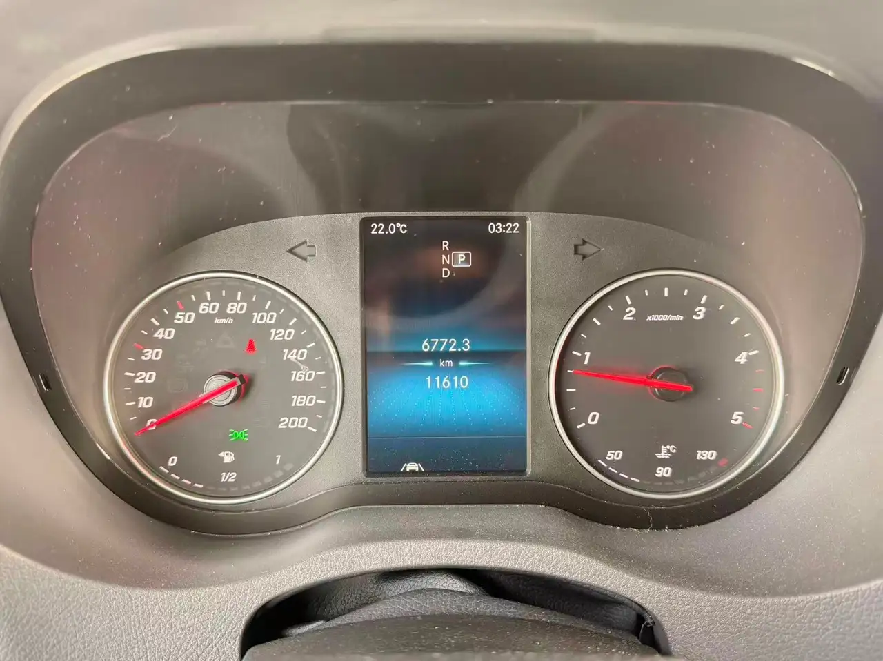 Mercedes-Benz Sprinter - Image 11
