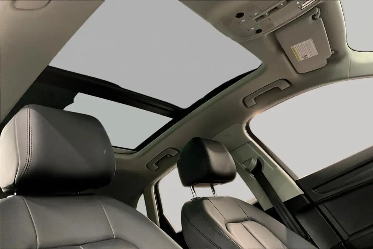 Audi Q3 - Image 29