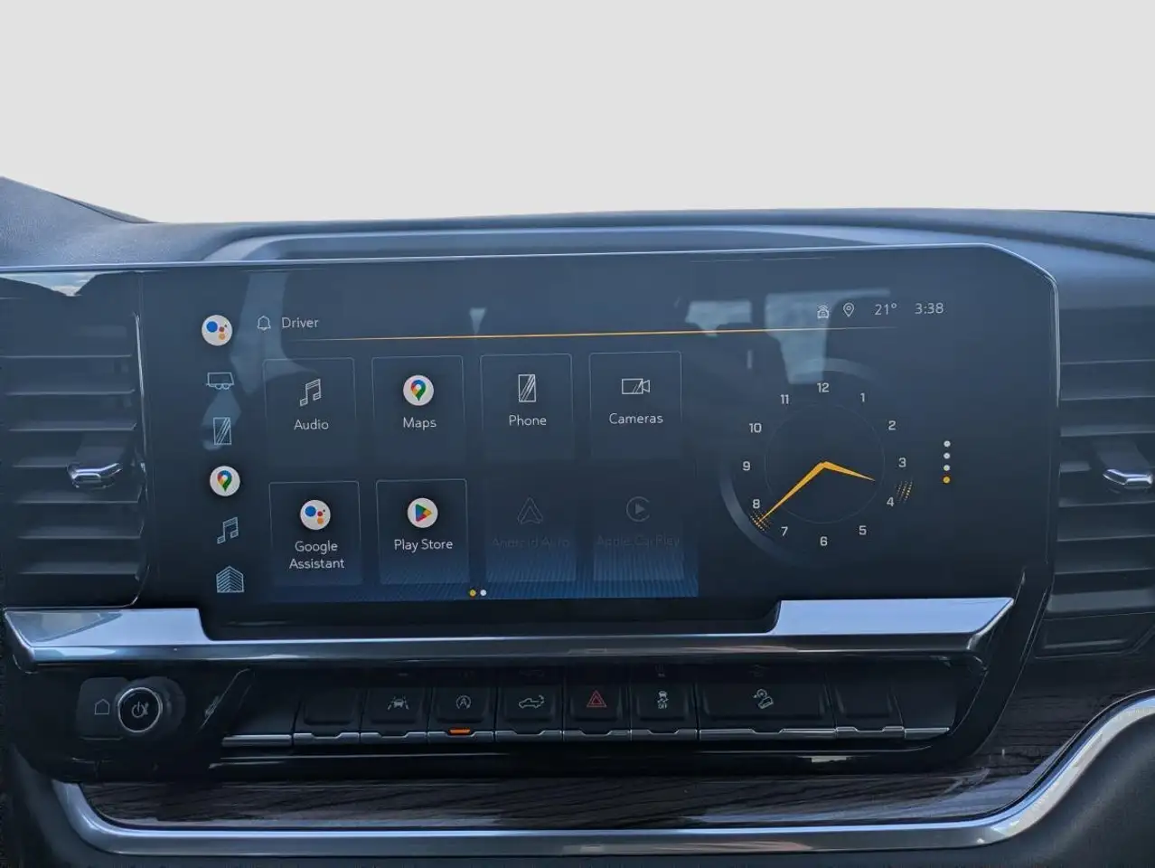 Chevrolet Silverado - Image 16
