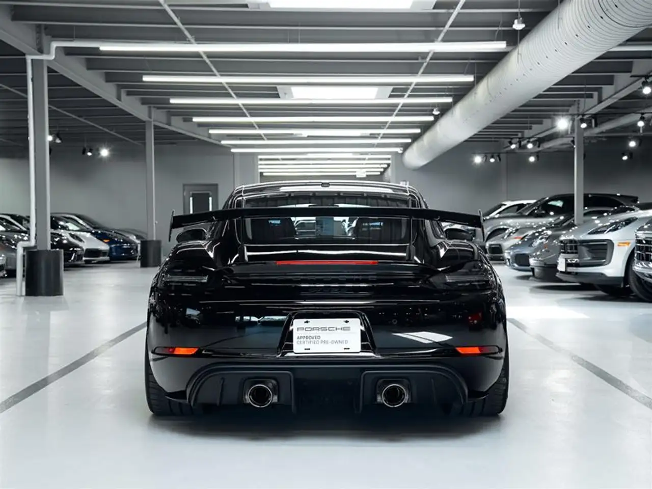 Porsche 718 Cayman - Image 4