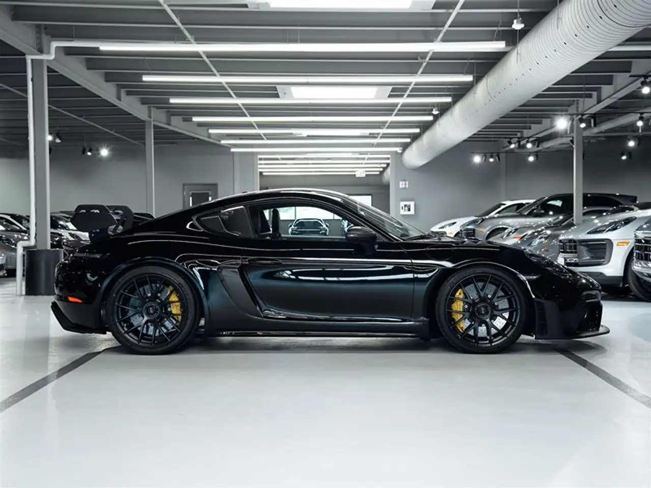 Porsche 718 Cayman - Image 5