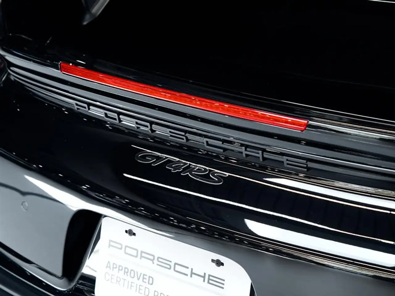 Porsche 718 Cayman - Image 20