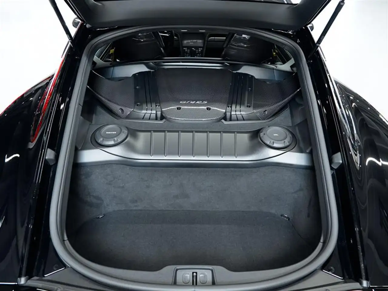 Porsche 718 Cayman - Image 25
