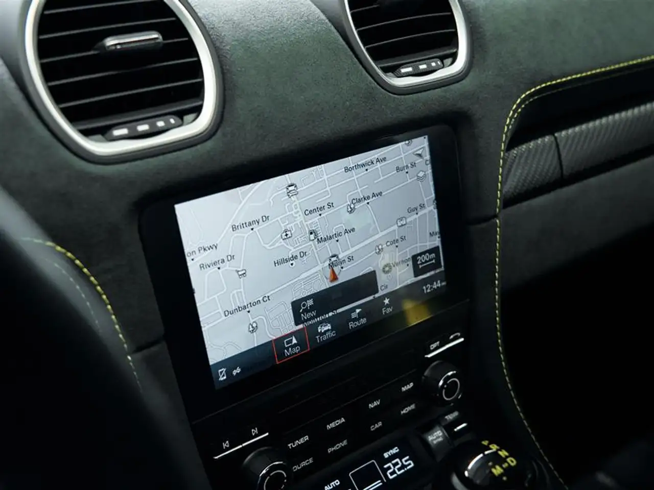 Porsche 718 Cayman - Image 48