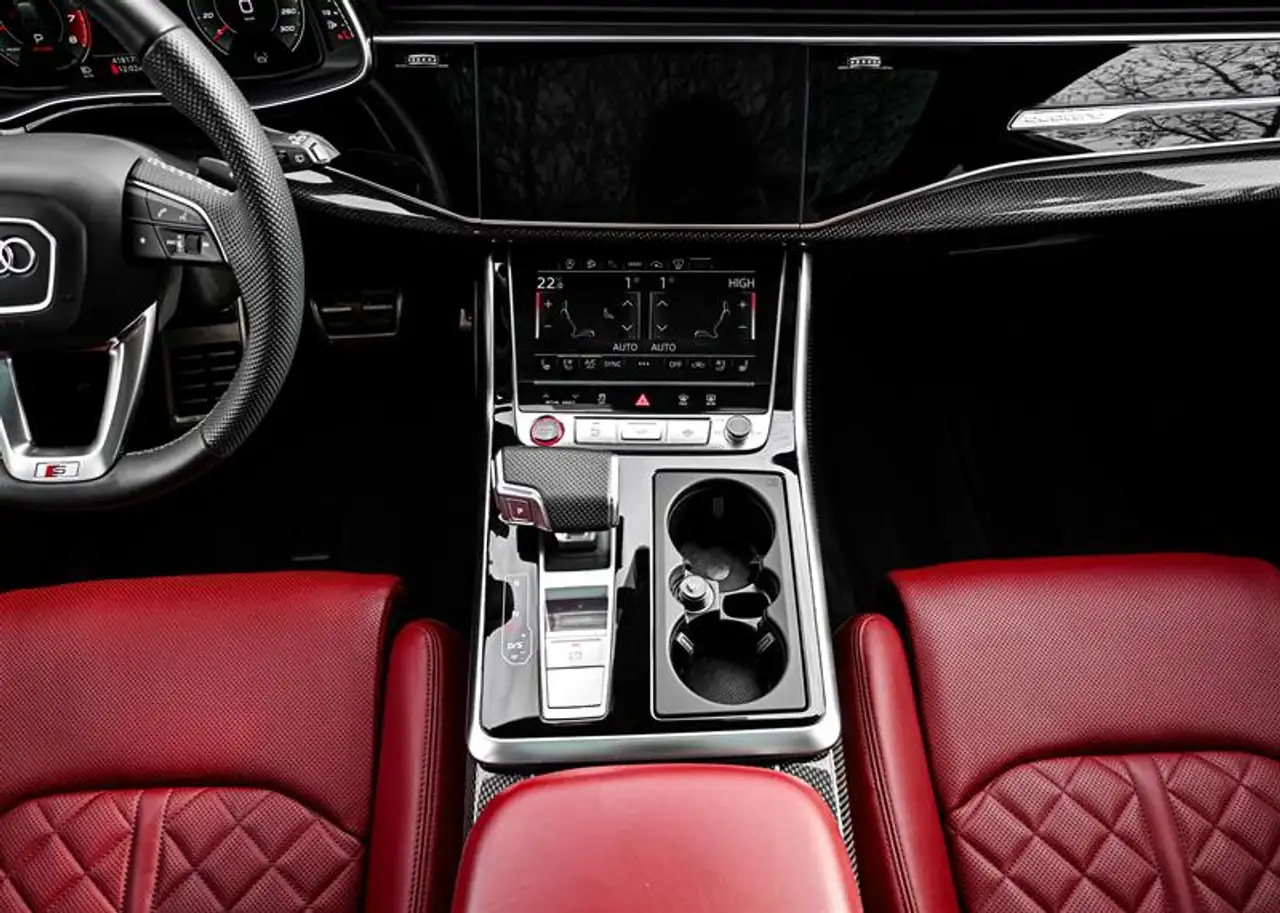 Audi SQ7 - Image 12