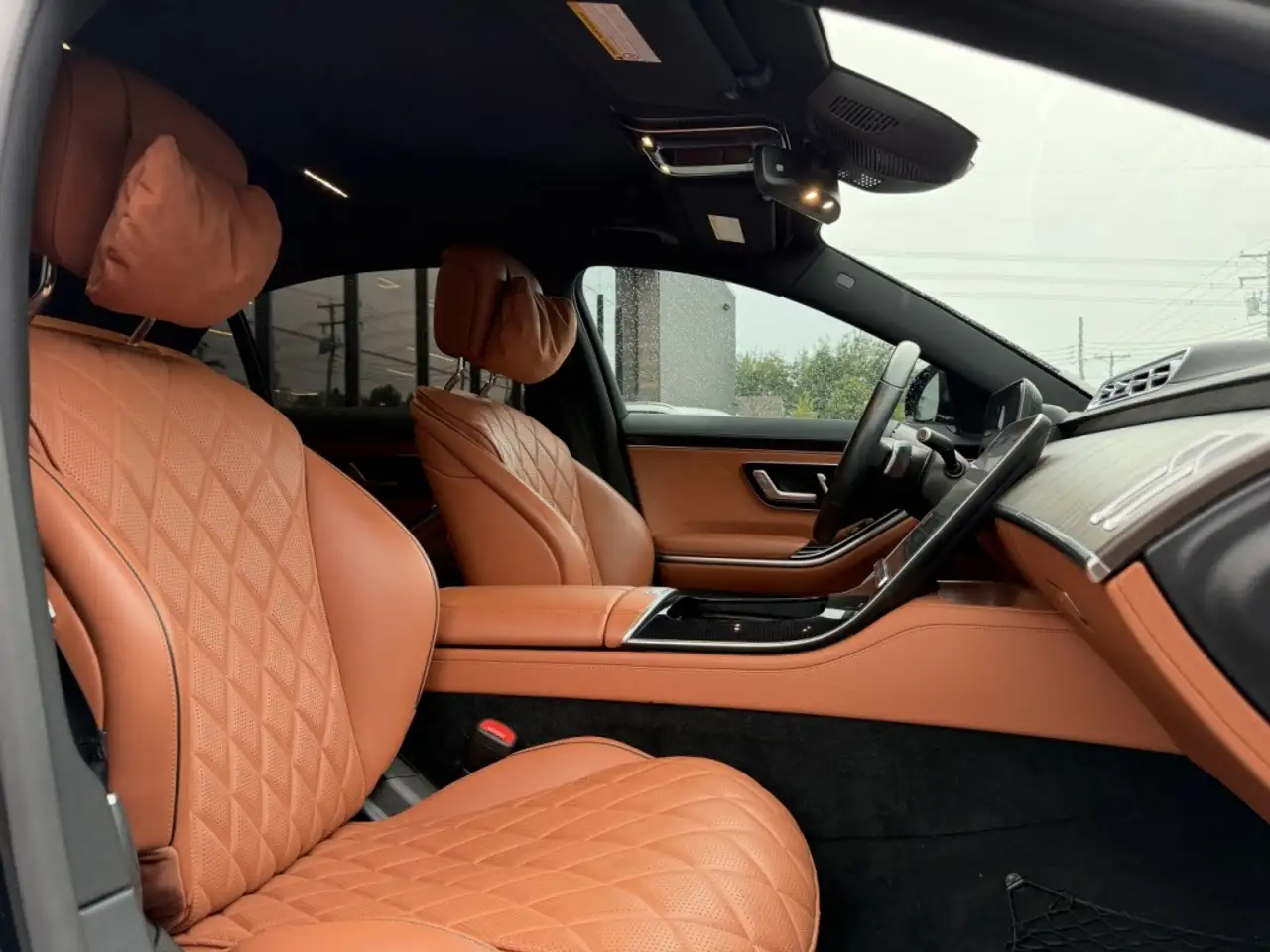 Mercedes-Benz S-Class - Image 20