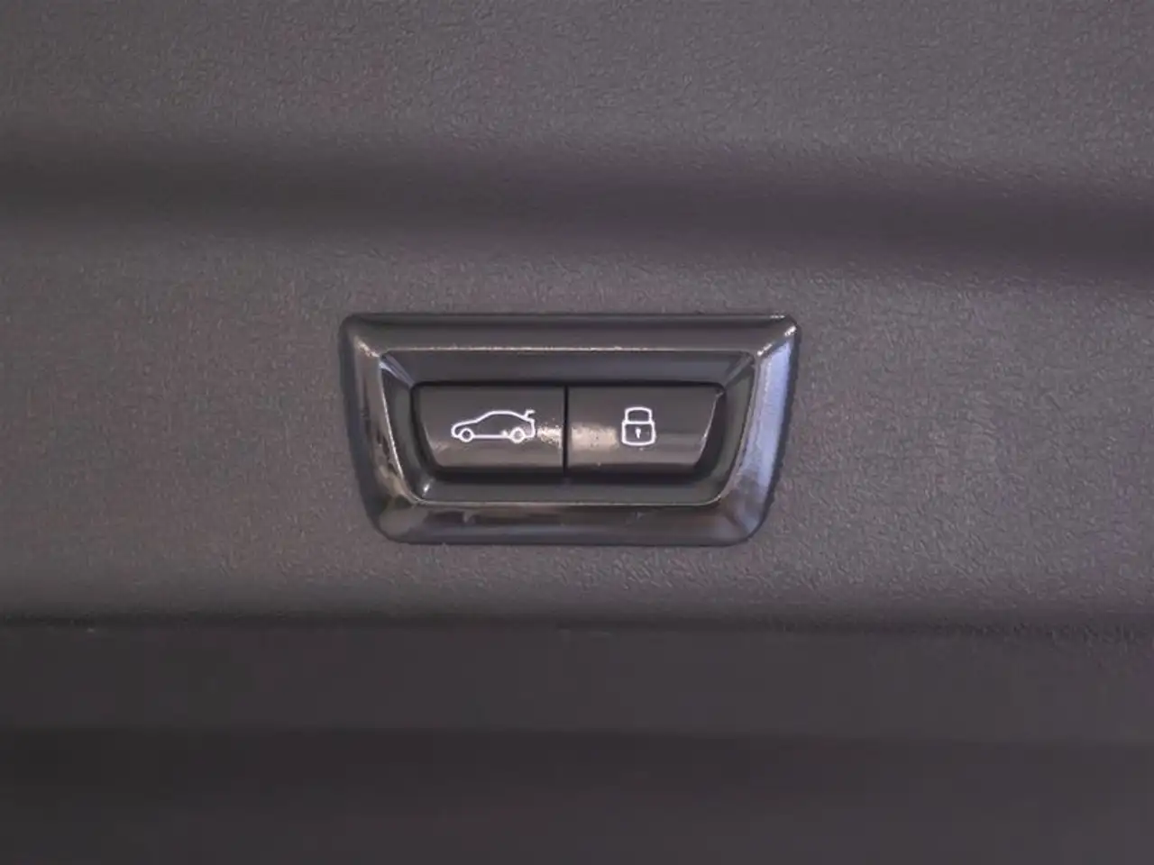 BMW X1 - Image 13