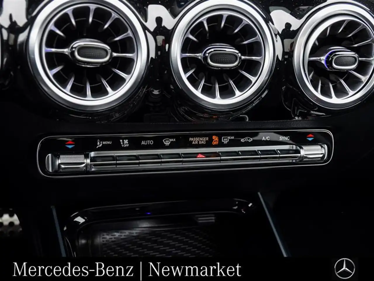 Mercedes-Benz GLA - Image 19