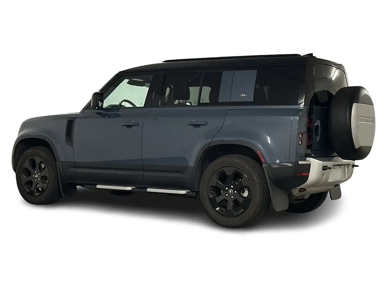 Land Rover Defender - Image 9
