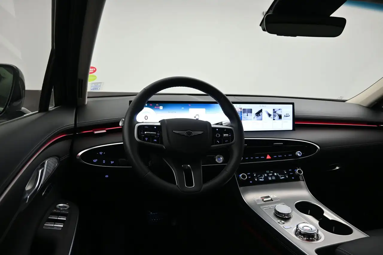 Genesis GV70 - Image 21
