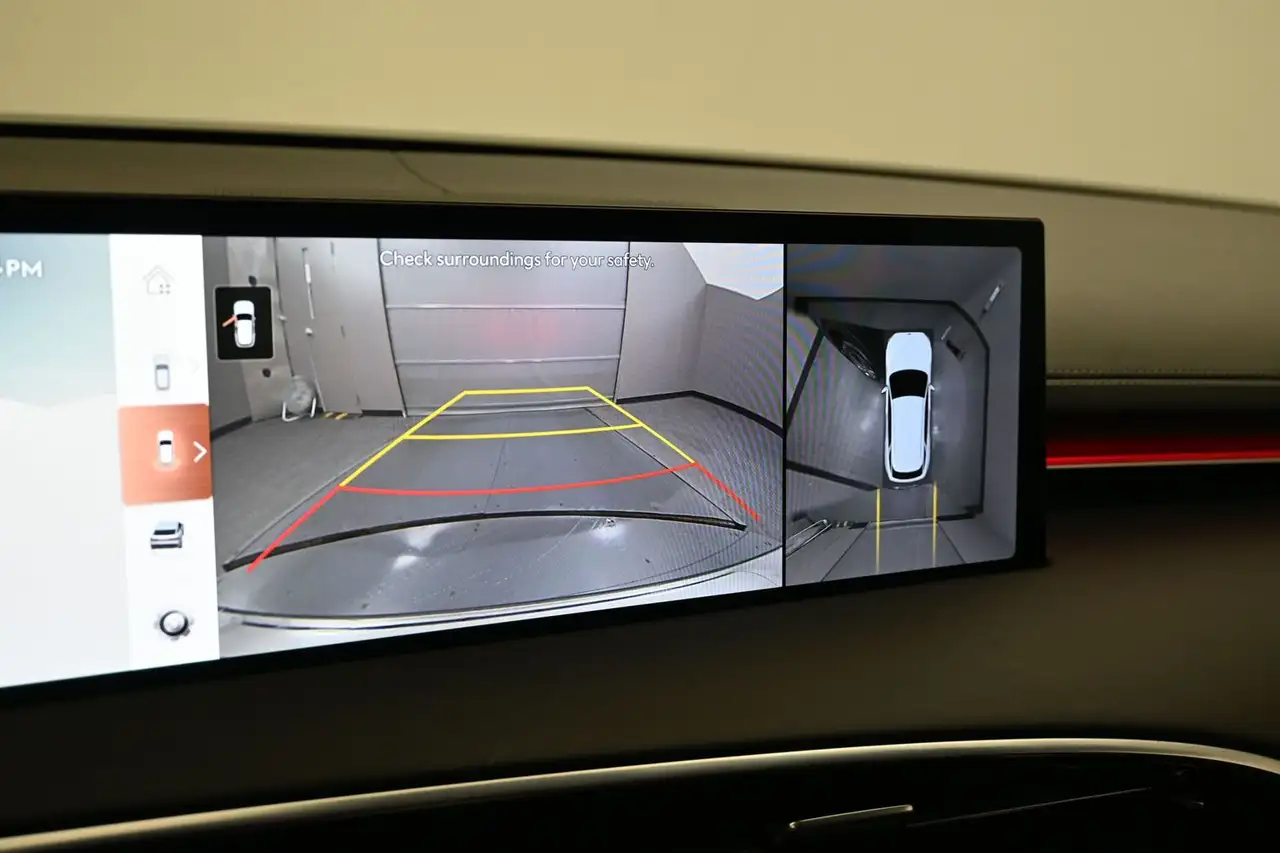 Genesis GV70 - Image 9