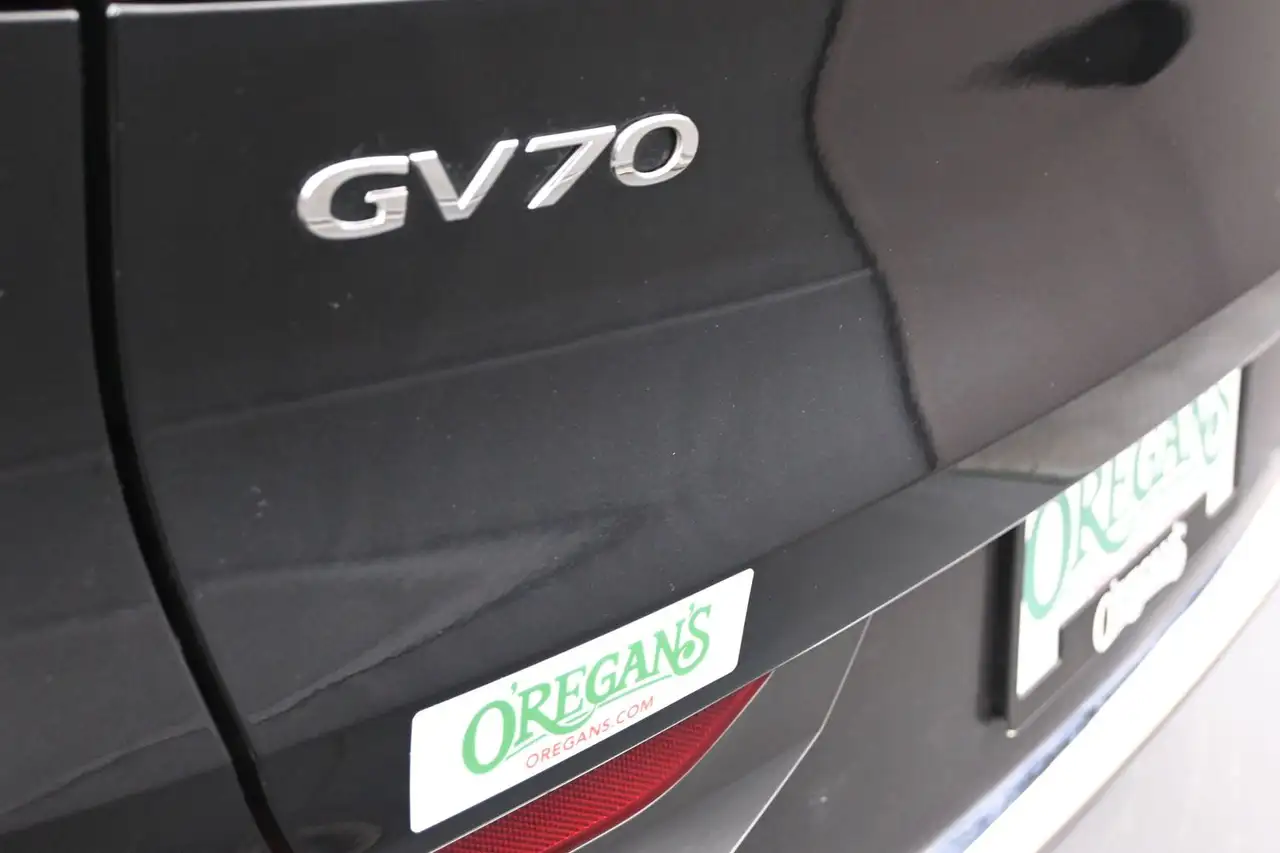 Genesis GV70 - Image 28