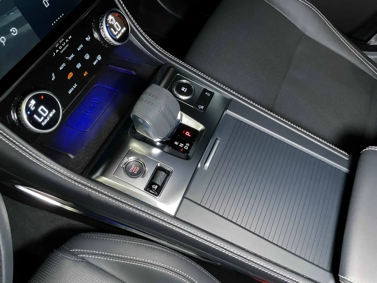 Jaguar F-Pace - Image 16