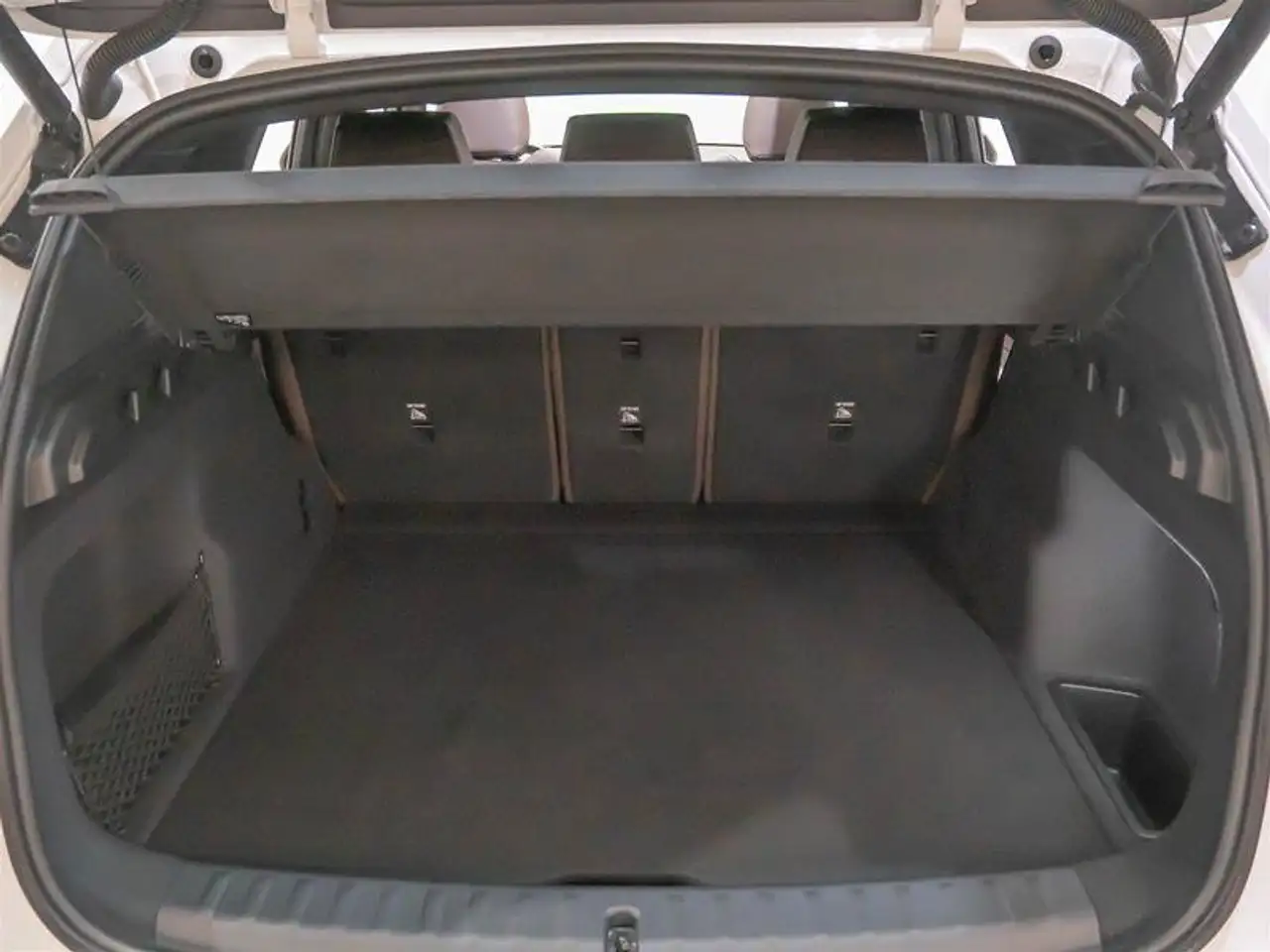 BMW X1 - Image 10