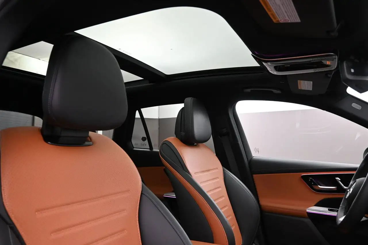 Mercedes-Benz GLC - Image 30