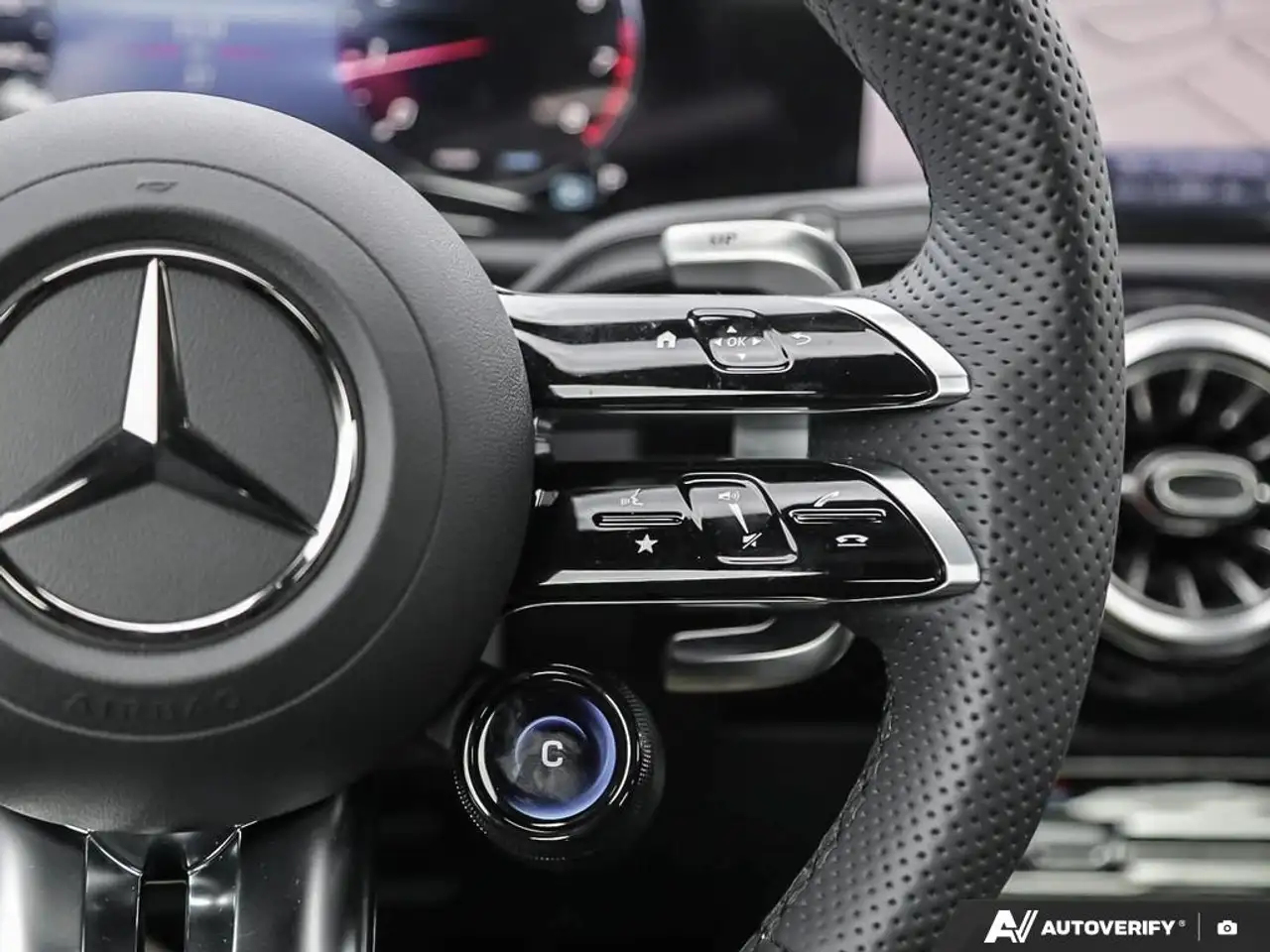 Mercedes-Benz CLA - Image 16