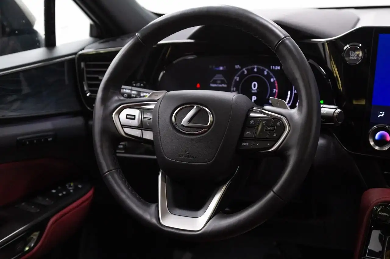 Lexus NX 350 - Image 12