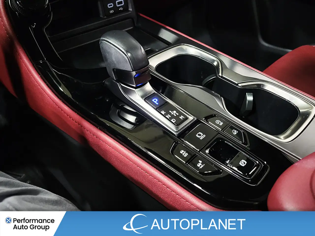 Lexus NX - Image 26