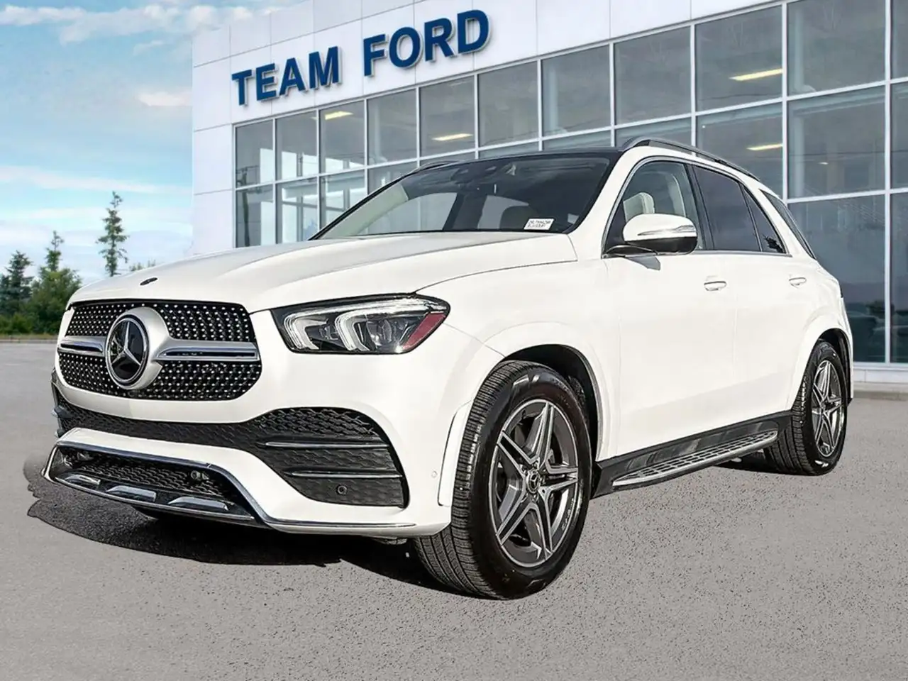 Mercedes-Benz GLE - Image 1