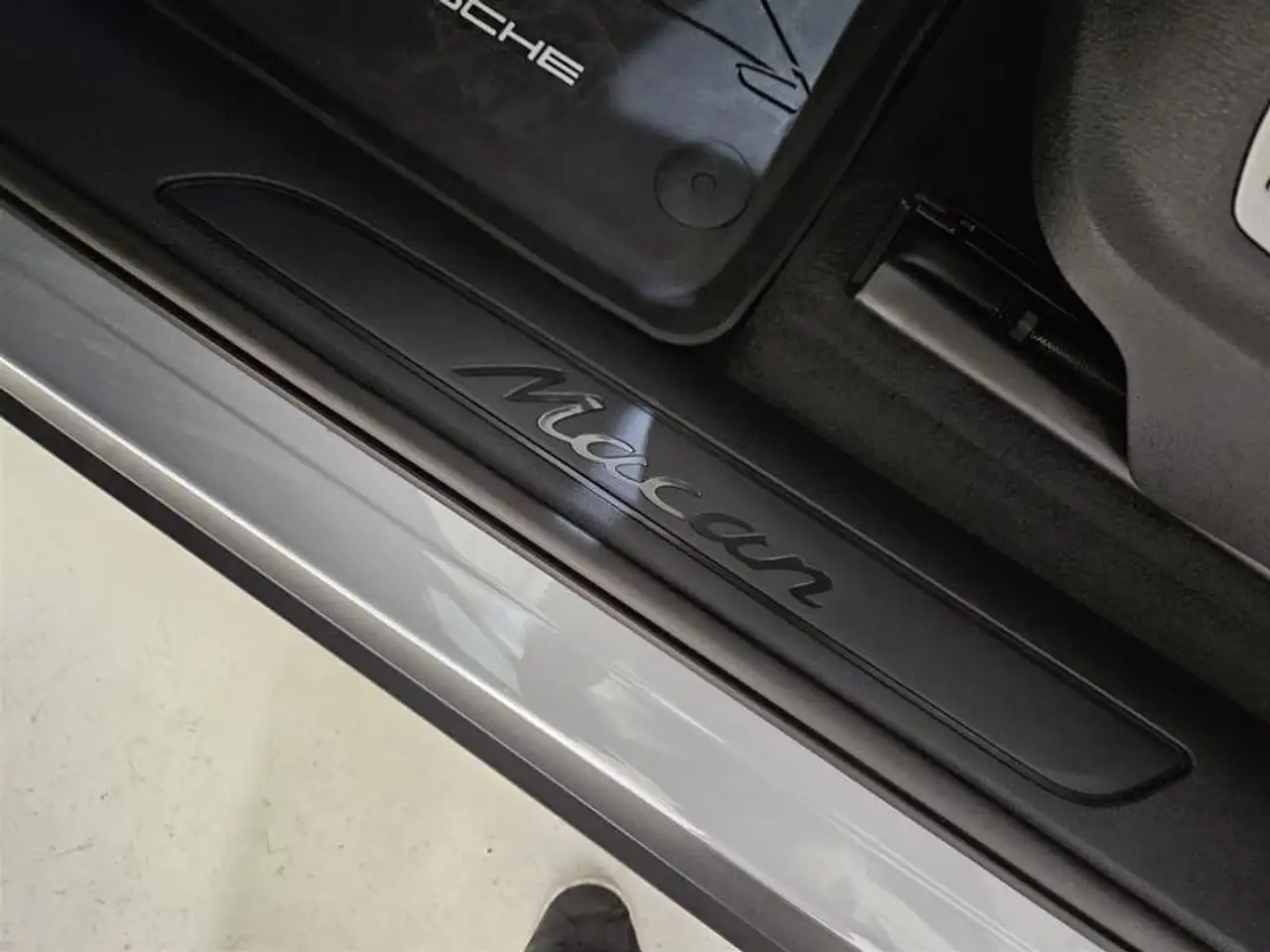Porsche Macan - Image 22