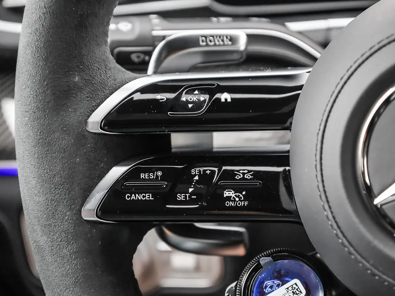 Mercedes-Benz GLE - Image 21