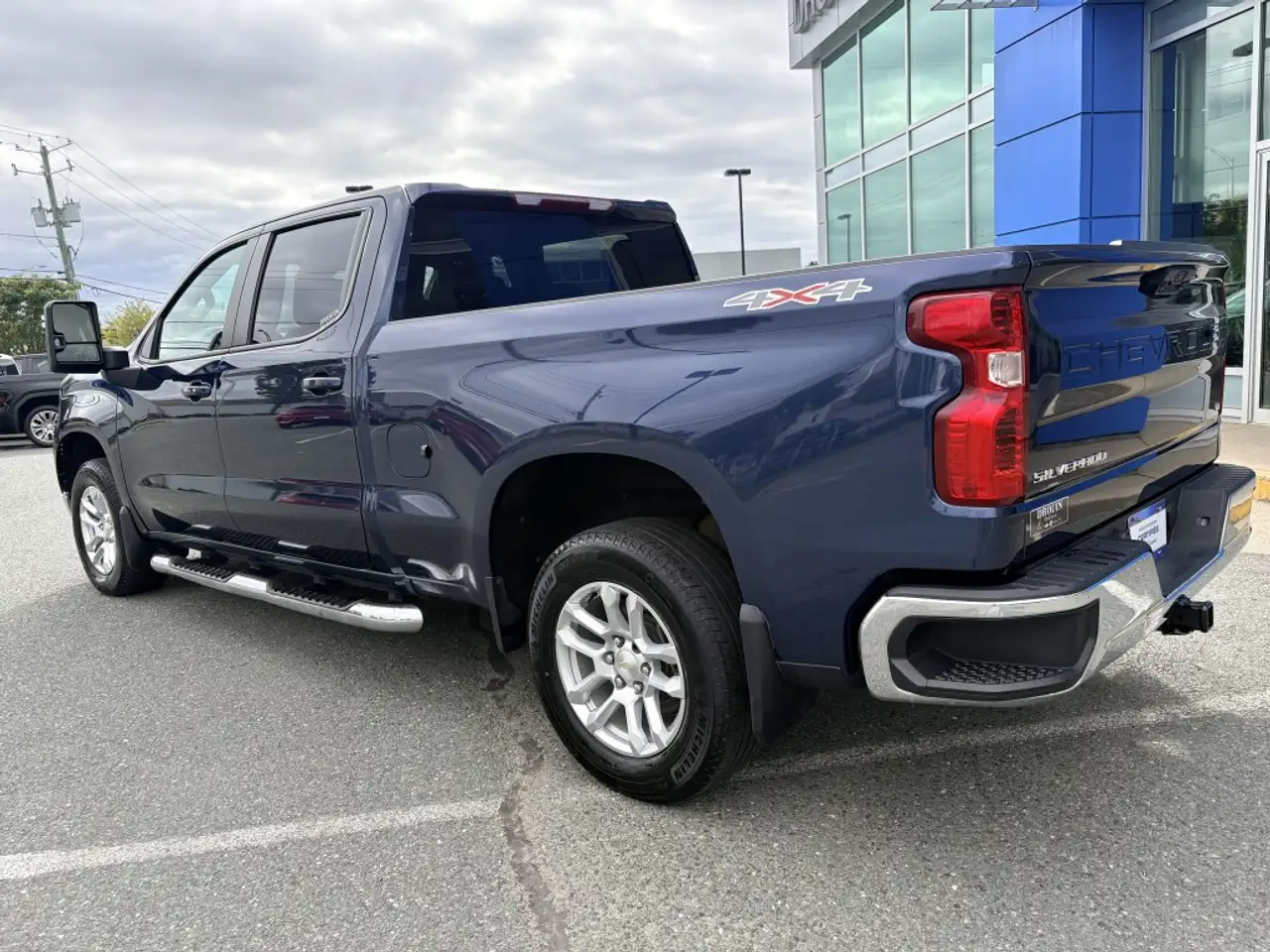 Chevrolet Silverado 1500 - Image 4