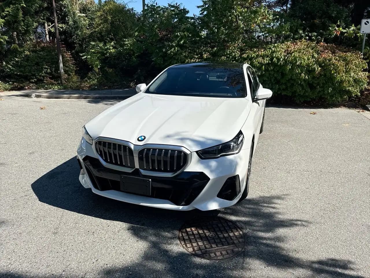 BMW 5 Series - Image 3