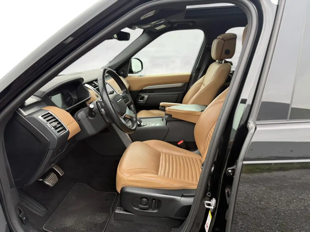 Land Rover Discovery - Image 6