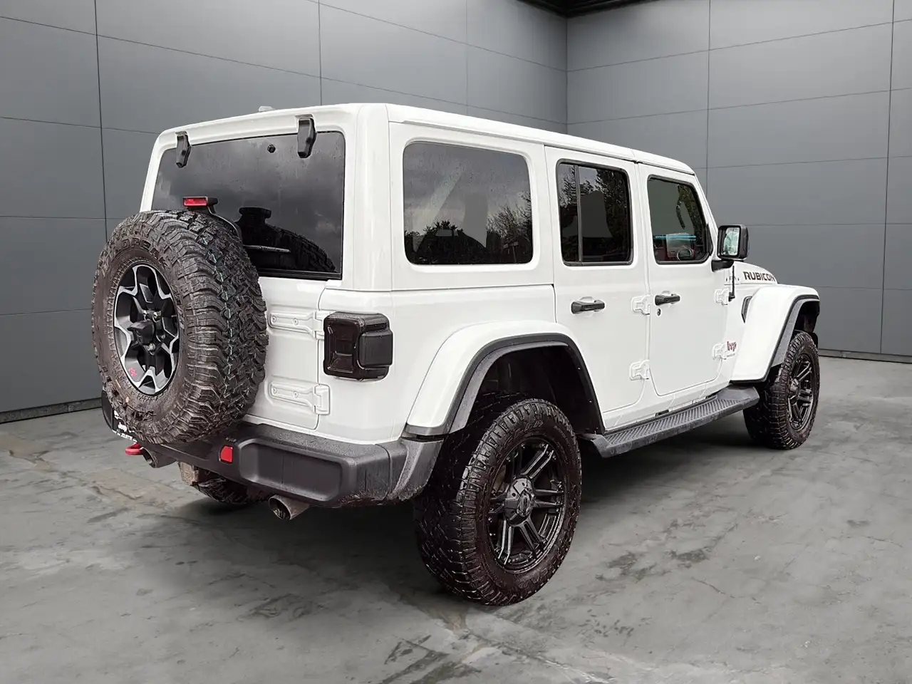 Jeep Wrangler - Image 9