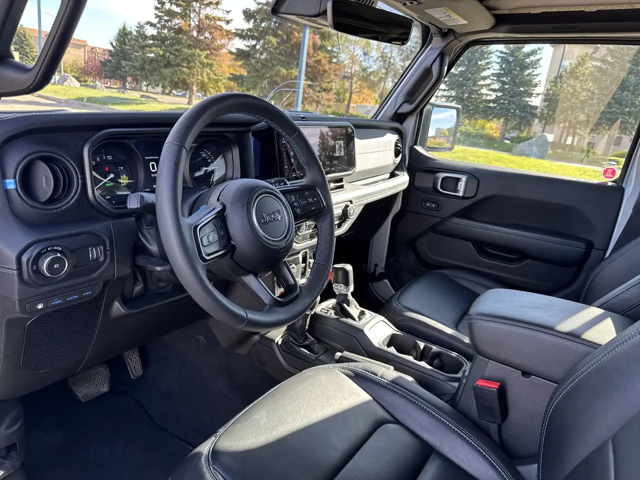 Jeep Wrangler - Image 22