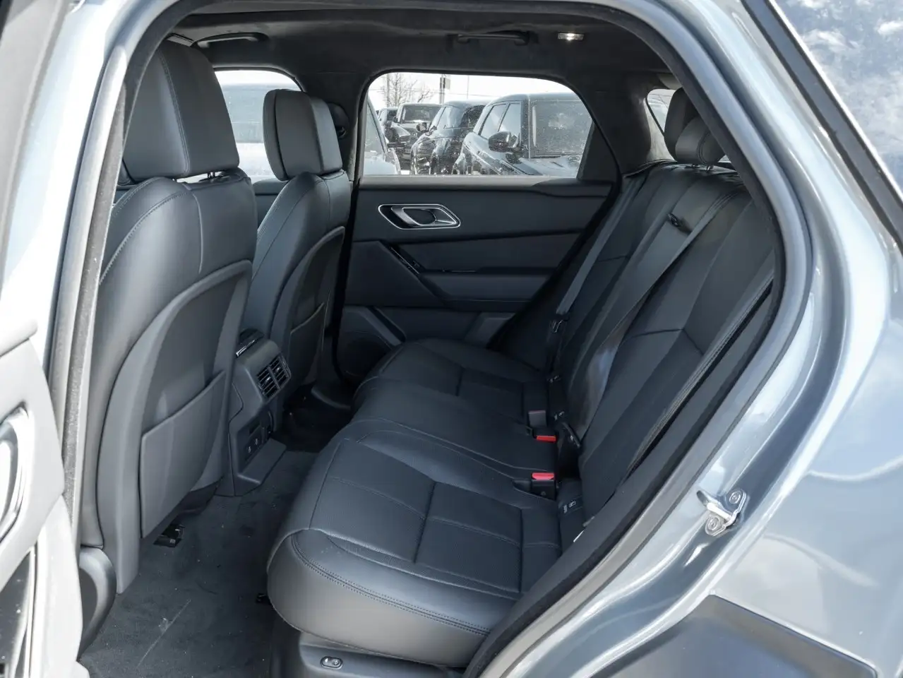 Land Rover Range Rover Velar - Image 26