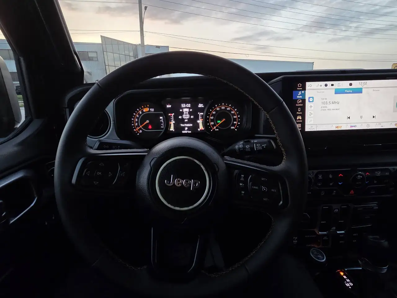 Jeep Wrangler - Image 8