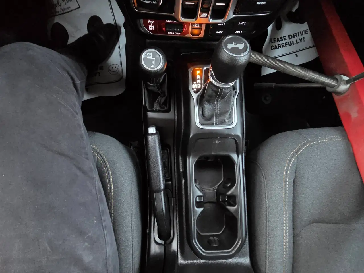 Jeep Wrangler - Image 12