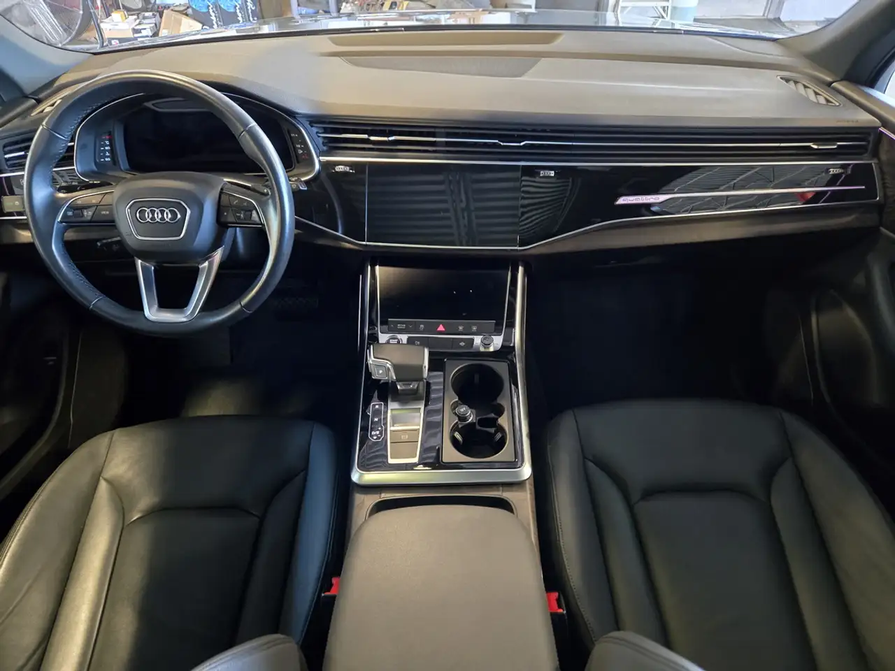 Audi Q7 - Image 17