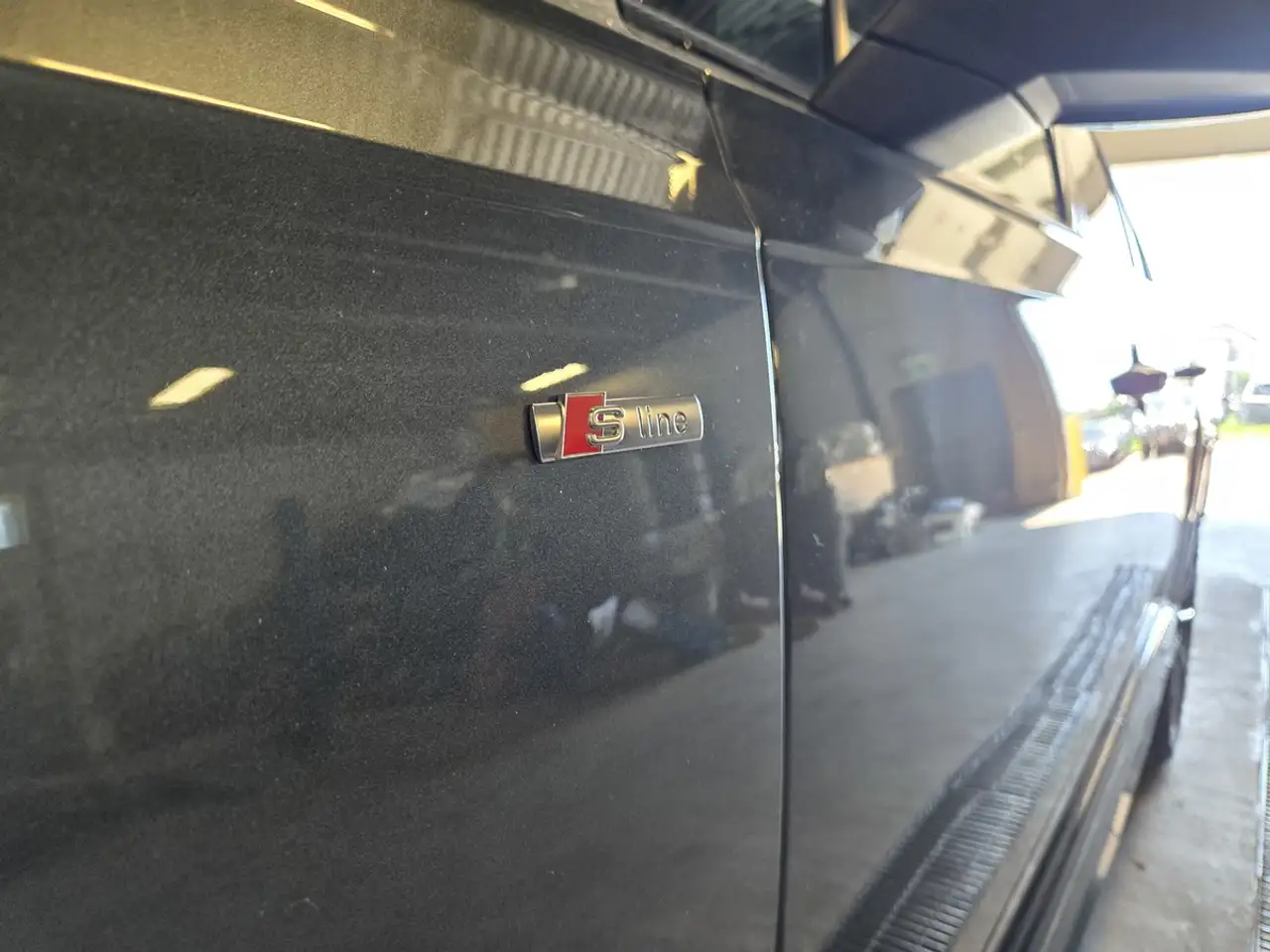 Audi Q7 - Image 9