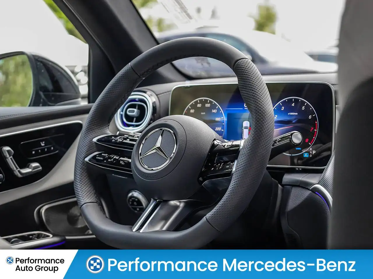 Mercedes-Benz GLC - Image 16