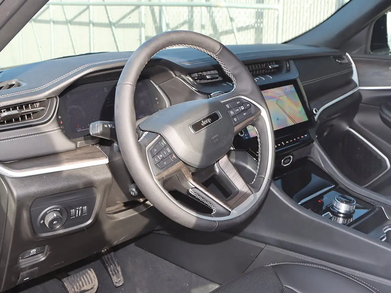 Jeep Grand Cherokee - Image 5
