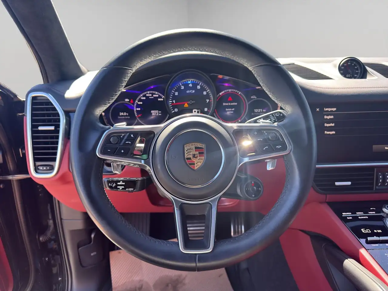 Porsche Cayenne - Image 10