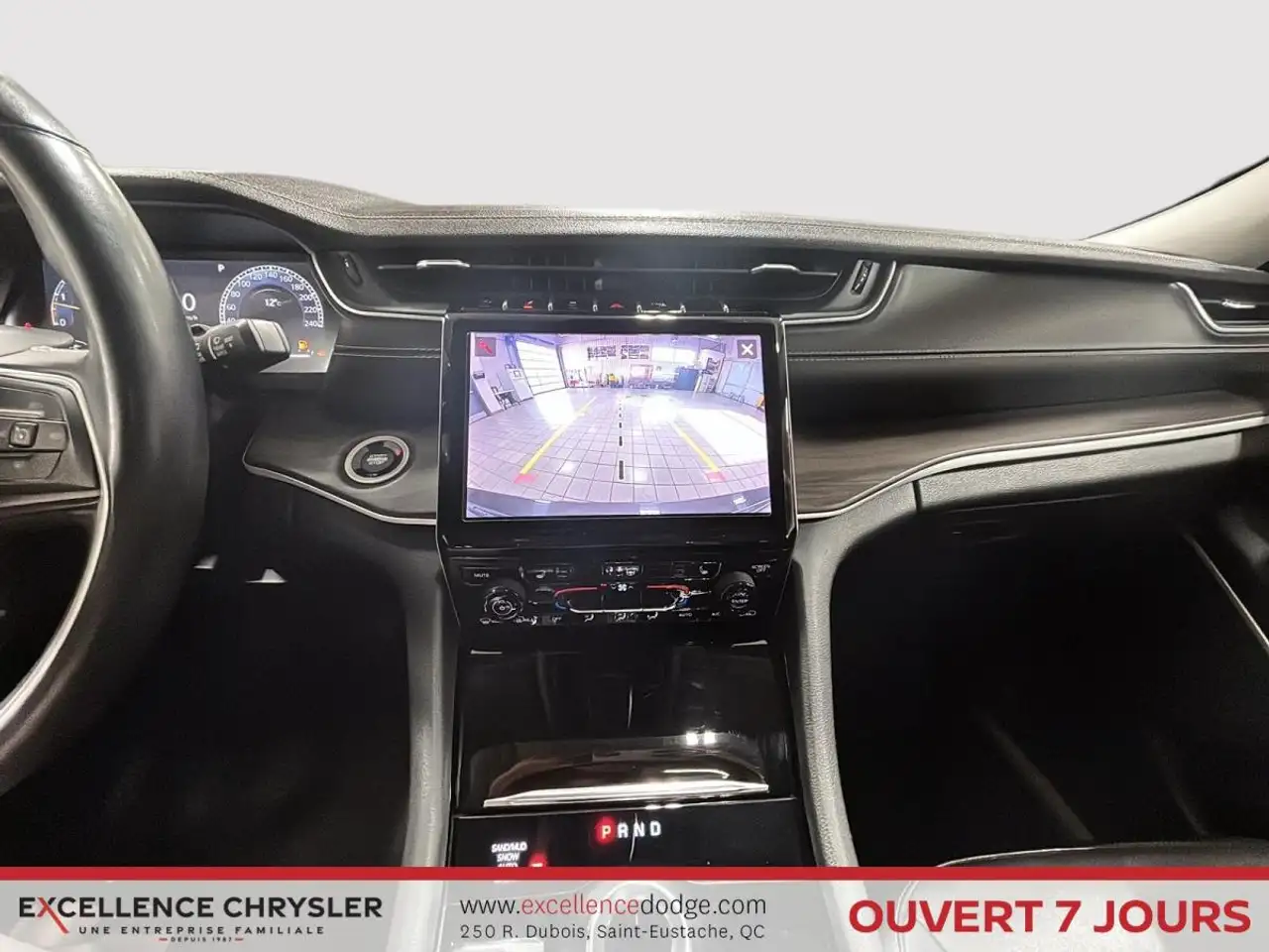 Jeep Grand Cherokee - Image 21