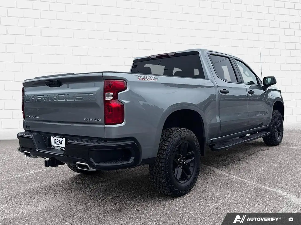 Chevrolet Silverado 1500 - Image 5