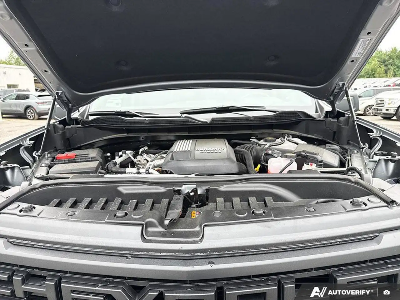 Chevrolet Silverado 1500 - Image 13