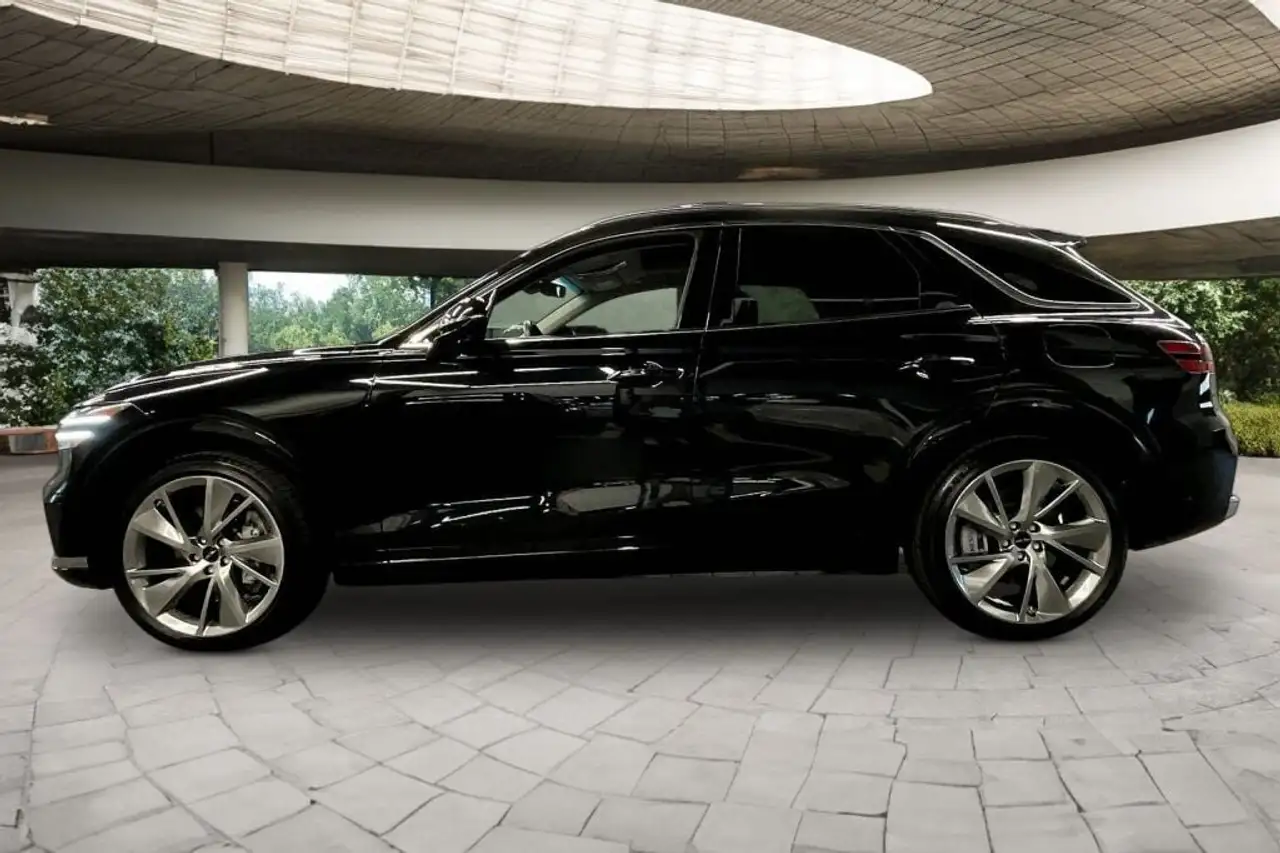 Genesis GV70 - Image 4